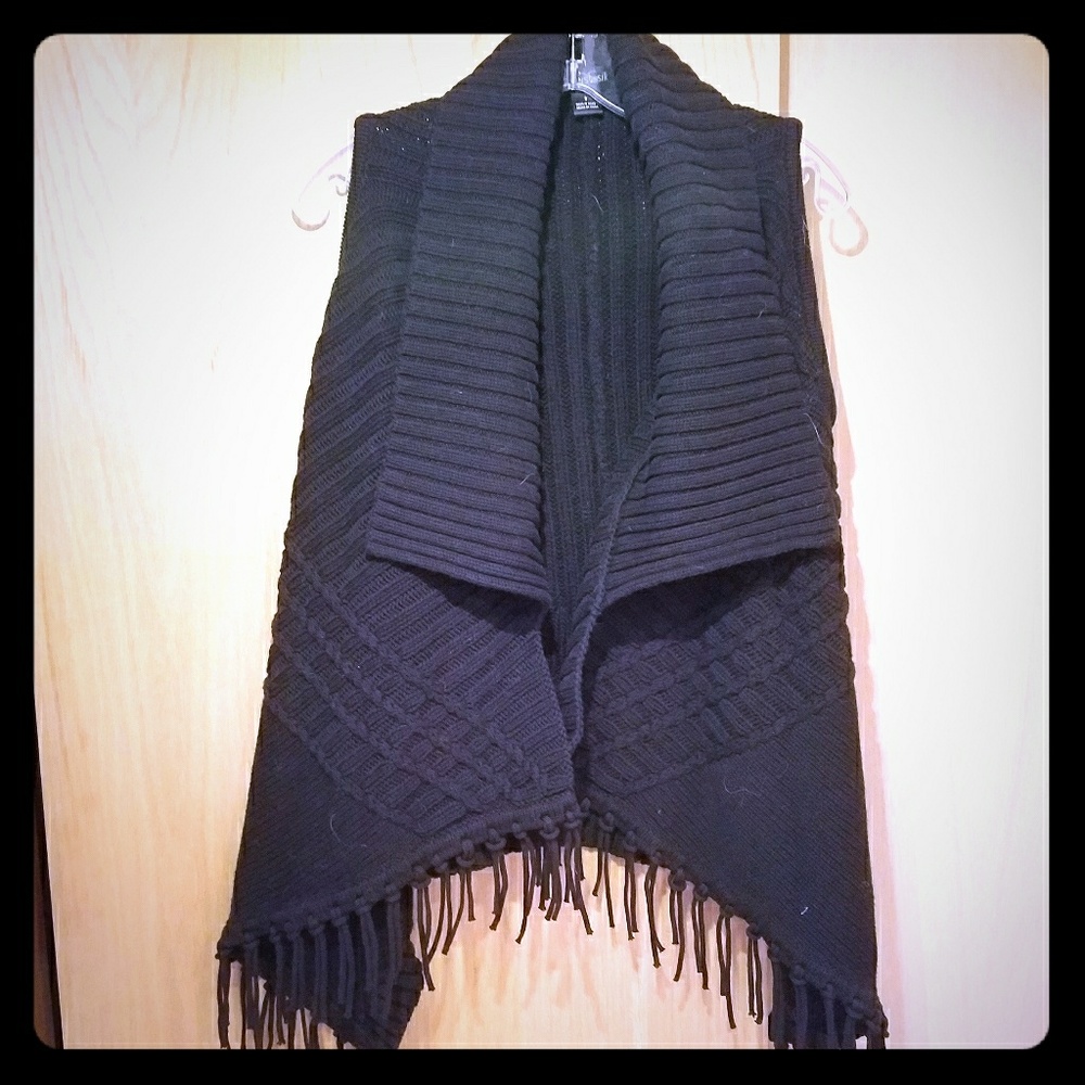 Knit open cardigan with fringe